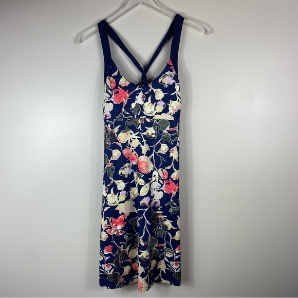 Patagonia Dress Size Medium - Picture 2 of 13